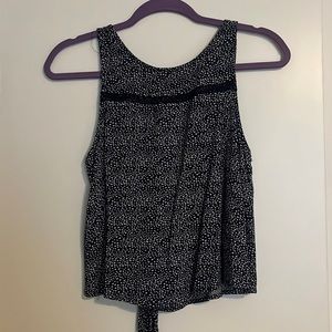 Xhilaration Cropped Tie Back Tank